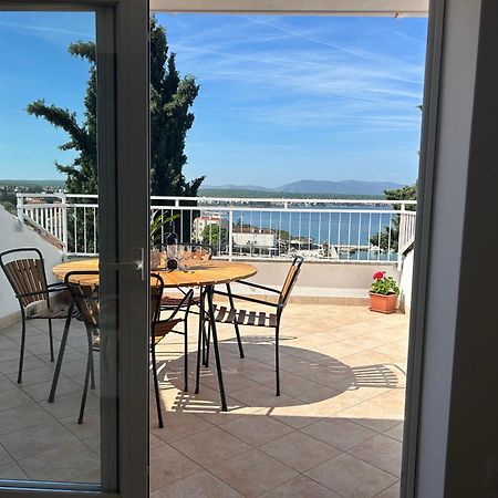Apartments Zic Малинска Экстерьер фото
